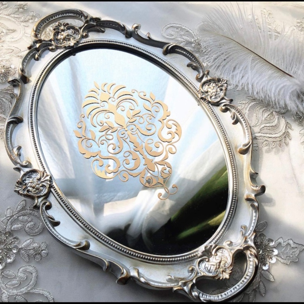 Vintage Style Mirrored Tray (Silver)
